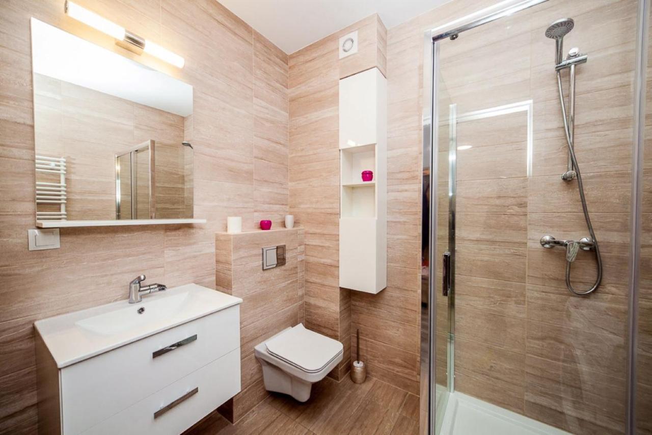 Apartament Strzelecka 1 Apartment Kolobrzeg Bagian luar foto